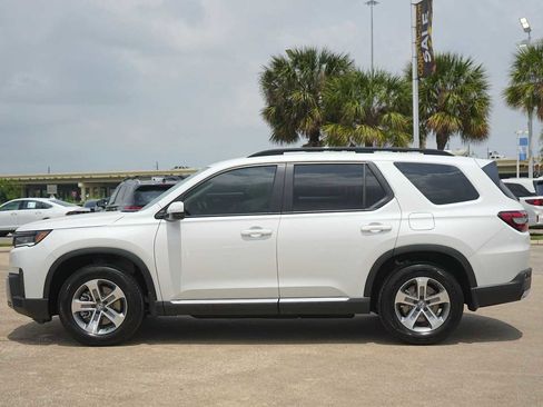 Used 2026 Honda Pilot EX-L image 3