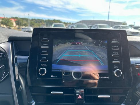 Used 2023 Toyota Camry SE image 14