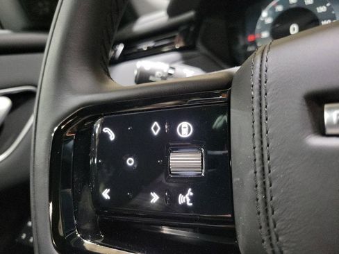 New 2026 Land Rover Range Rover Velar Dynamic SE image 15