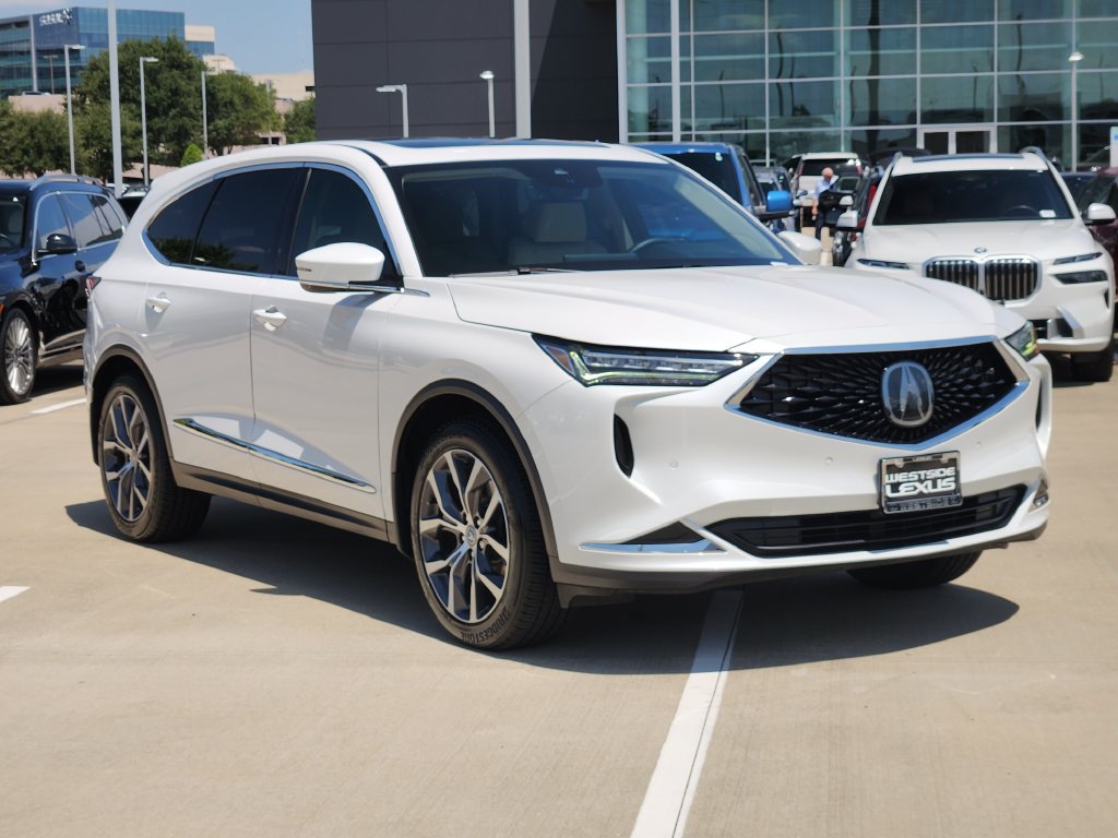Used 2023 Acura MDX w/ Technology Package FWD image 3