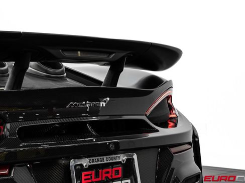 Used 2019 McLaren 600LT RWD image 27