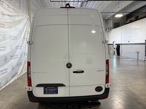 New 2025 Mercedes-Benz Sprinter 2500 image 5