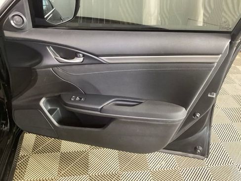 Used 2019 Honda Civic EX image 19