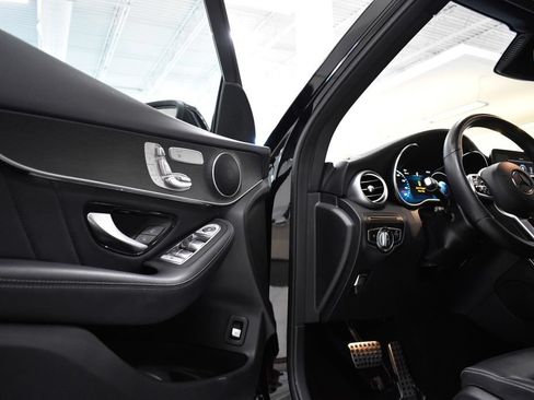 Certified 2022 Mercedes-Benz GLC 300 4MATIC image 13