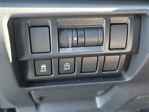 Used 2023 Subaru Crosstrek 2.0i Premium w/ Special Edition image 27