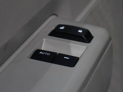 Used 2023 Ford E-450 and Econoline 450 Super Duty w/ Power Windows & Locks Group image 20