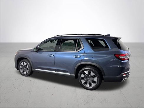 New 2026 Honda Pilot Touring image 8