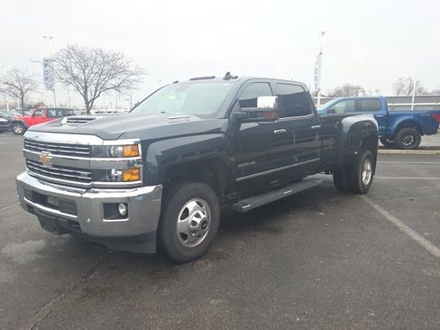 Used 2018 Chevrolet Silverado 3500 LTZ w/ Duramax Plus Package image 14