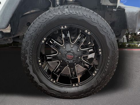 Used 2015 Jeep Wrangler Unlimited Sport w/ Quick Order Package 24S AWD/4WD image 7