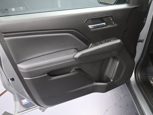 Used 2024 Chevrolet Colorado LT w/ LT Convenience Package II image 13