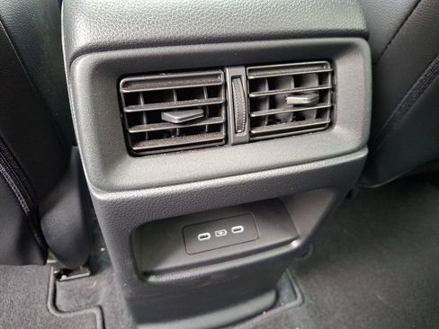 Used 2024 Honda CR-V EX-L image 11