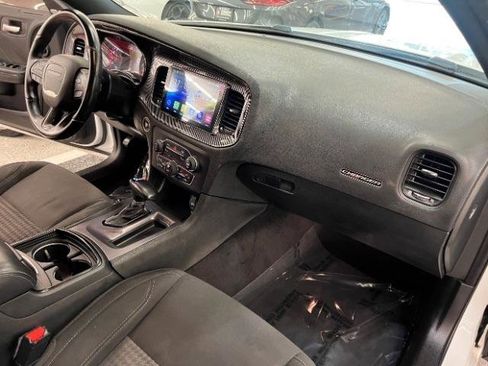 Used 2018 Dodge Charger SXT Plus w/ Blacktop Package RWD image 10