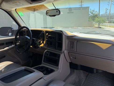 Used 2003 Chevrolet Silverado 2500 LT w/ Skid Plate Package AWD/4WD image 24