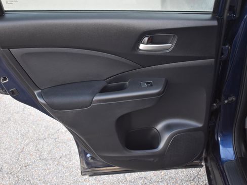 Used 2015 Honda CR-V LX image 32