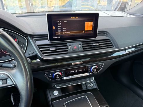 Used 2019 Audi Q5 2.0T Premium Plus w/ Premium Plus Package AWD/4WD image 20