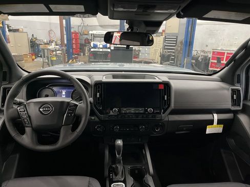 New 2026 Nissan Frontier SV AWD/4WD image 34