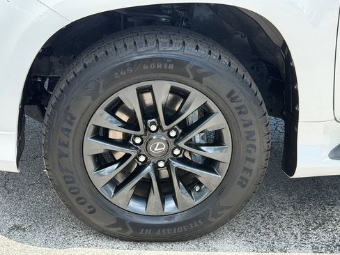 Used 2022 Lexus GX 460 Premium AWD/4WD image 11