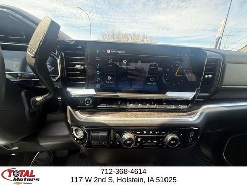 Used 2025 Chevrolet Silverado 2500 LT w/ Convenience Package AWD/4WD image 22