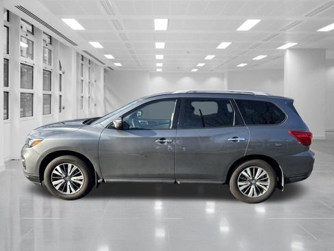 Used 2020 Nissan Pathfinder SV w/ Cargo Package image 8