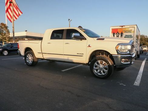 Used 2021 RAM 2500 Limited image 12