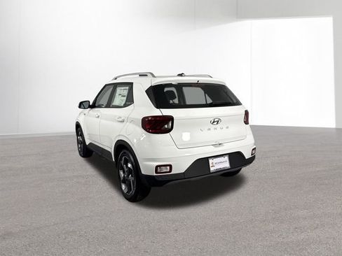 New 2026 Hyundai Venue SEL image 29