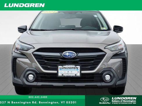 Used 2024 Subaru Outback Premium image 30