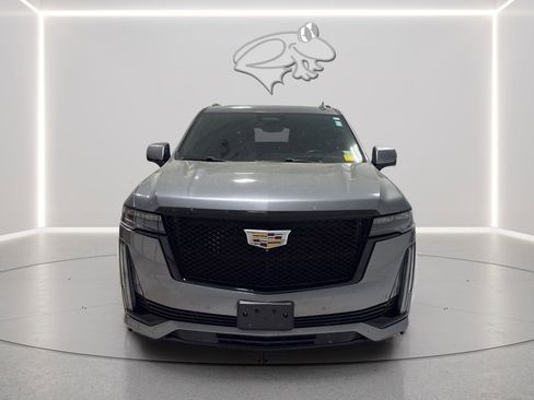 Used 2021 Cadillac Escalade ESV Sport w/ Driver Assist Tech Package image 8