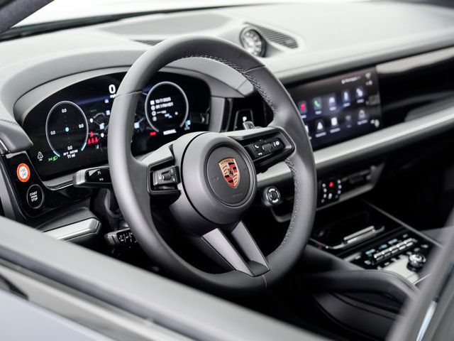 Certified 2026 Porsche Cayenne Coupe AWD/4WD image 8