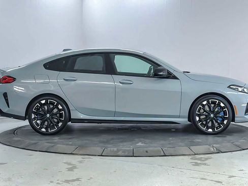 Used 2025 BMW M235i xDrive w/ Technology Package image 8