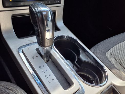 Used 2010 Ford Flex SEL FWD image 17
