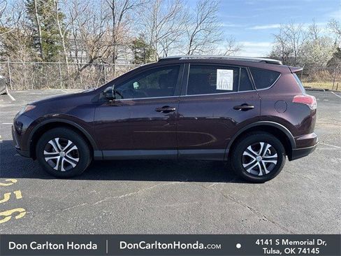 Used 2017 Toyota RAV4 LE image 11