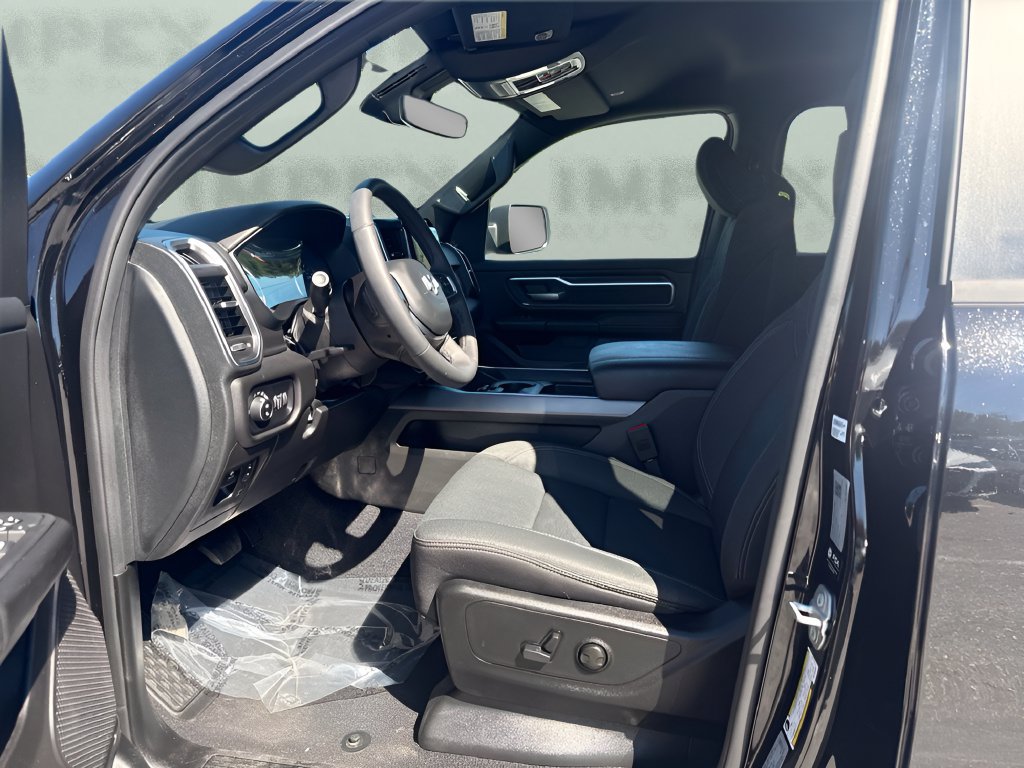 Used 2025 RAM 1500 Big Horn RWD image 9