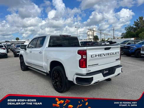 Used 2023 Chevrolet Silverado 1500 High Country w/ Technology Package AWD/4WD image 5