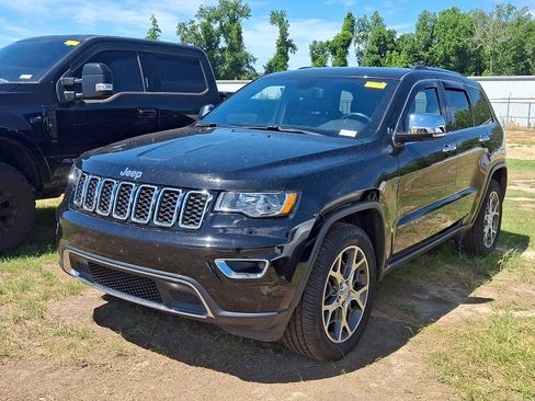 Used 2021 Jeep Grand Cherokee Limited w/ Trailer Tow Group IV AWD/4WD image 3