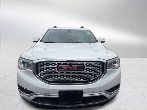 Used 2017 GMC Acadia Denali w/ Technology Package AWD/4WD image 2