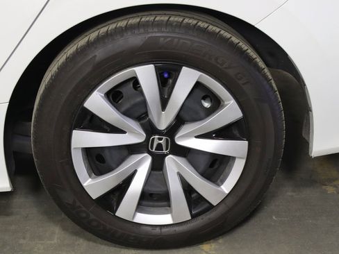 Used 2025 Honda Civic LX image 33