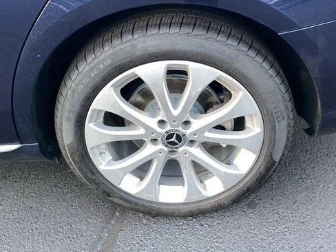 Used 2017 Mercedes-Benz E 300 image 23