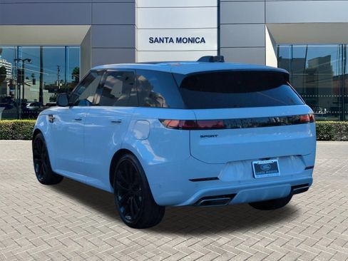 New 2026 Land Rover Range Rover Sport Dynamic SE image 3