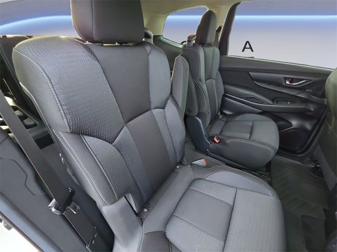 Certified 2024 Subaru Ascent Premium w/ Convenience Package image 18