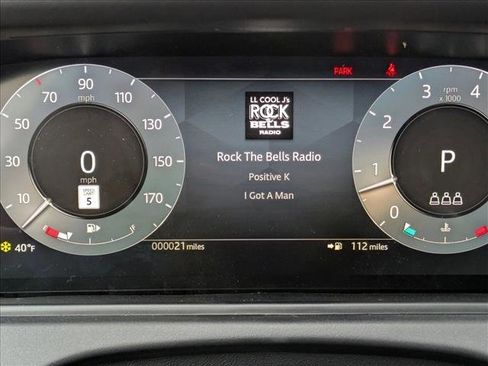 New 2026 Land Rover Range Rover Velar Dynamic SE image 11