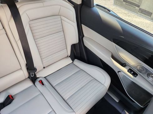 New 2026 Lincoln Nautilus Reserve AWD/4WD image 15
