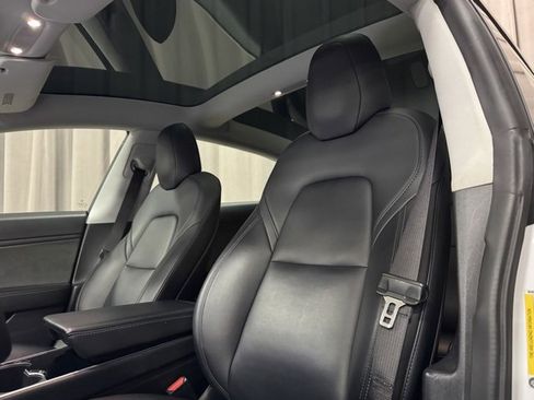 Used 2020 Tesla Model 3 Long Range image 25