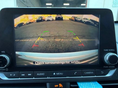 Used 2021 Nissan Altima 2.5 SV FWD image 31