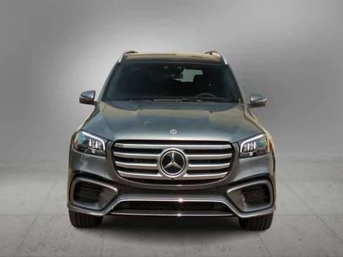 New 2025 Mercedes-Benz GLS 450 4MATIC image 3