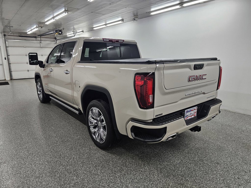 Used 2026 GMC Sierra 1500 Denali w/ Denali Reserve Package AWD/4WD image 8