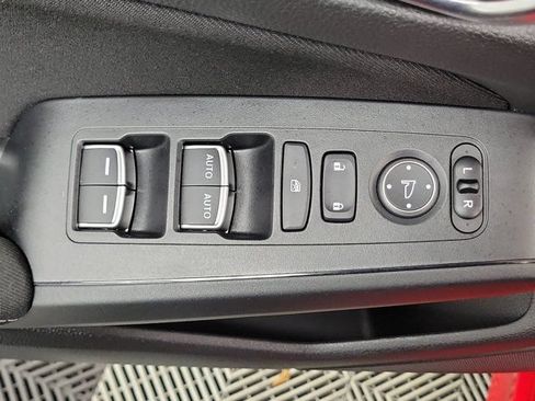 Certified 2025 Honda Civic Sport image 19