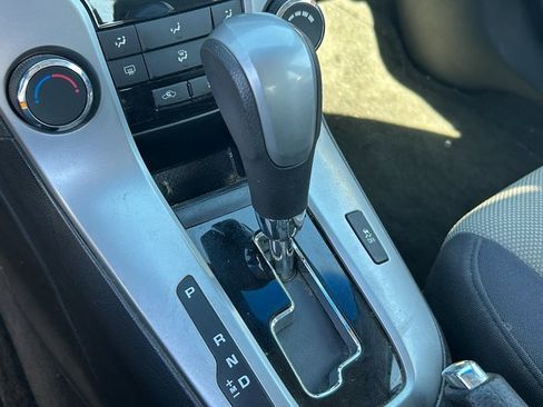 Used 2012 Chevrolet Cruze LS w/ Connectivity Package image 13