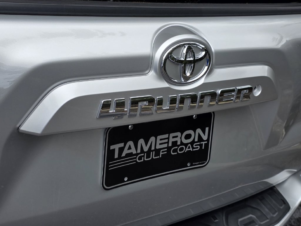 Used 2017 Toyota 4Runner SR5 Premium RWD image 30
