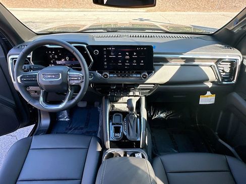 New 2026 GMC Canyon Elevation w/ Convenience Package image 3