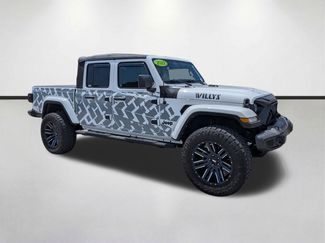 Used 2021 Jeep Gladiator Sport AWD/4WD video 1